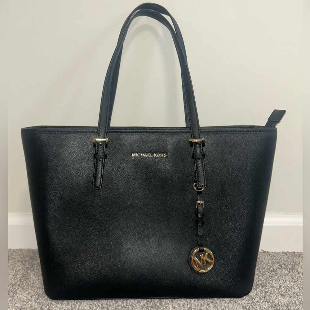 Michael Kors Black Travel Saffiano Leather Top-zip Tote bag